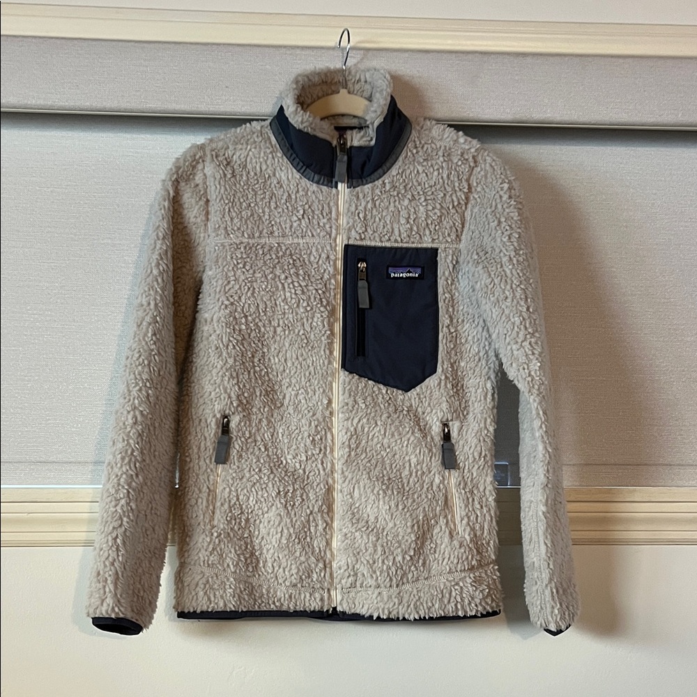 Patagonia Cream Sherpa Jacket size XS